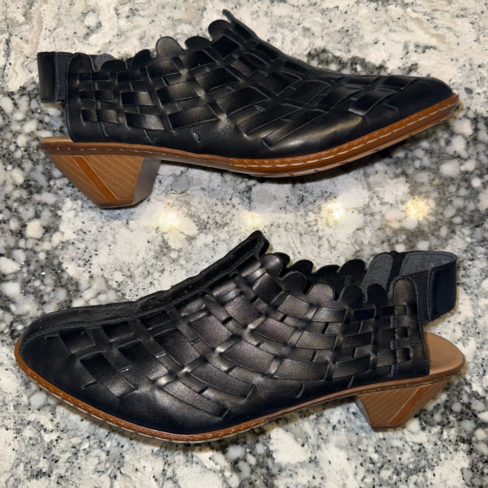 Rieker Anti-Stress Black Woven Leather Slingback Heels Size 40 (US 8.5–9)‎